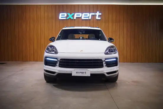 PORSCHE-CAYENNE-2021