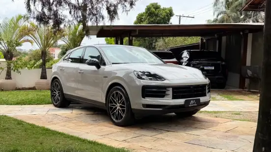 PORSCHE-CAYENNE-2024