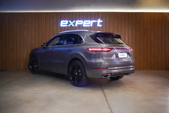 PORSCHE-CAYENNE-2019
