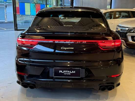PORSCHE-CAYENNE-2023