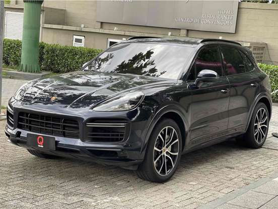 PORSCHE-CAYENNE-2018