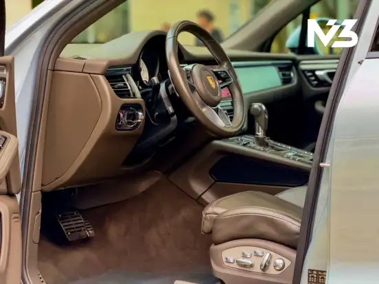 PORSCHE-MACAN-2019