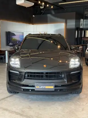 PORSCHE-MACAN-2025