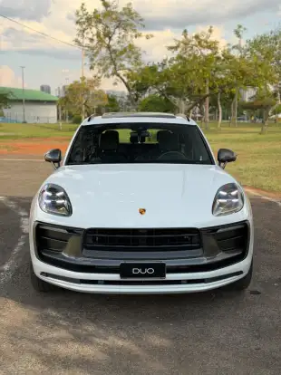 PORSCHE-MACAN-2024