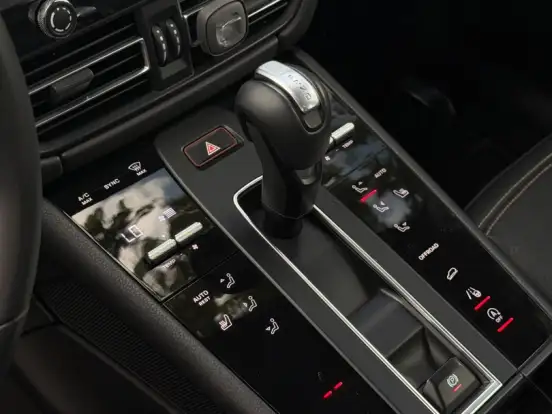PORSCHE-MACAN-2.0 TURBO GASOLINA PDK PORSCHE-MACAN-2024