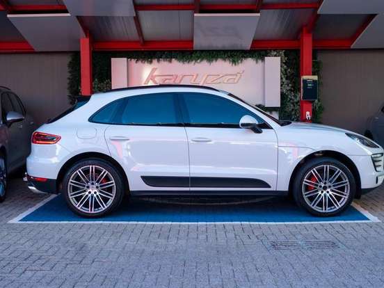 PORSCHE-MACAN-2.0 16V GASOLINA 4P AUTOMÁTICO PORSCHE-MACAN-2017