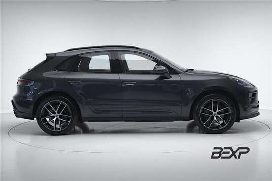 PORSCHE-MACAN-2022