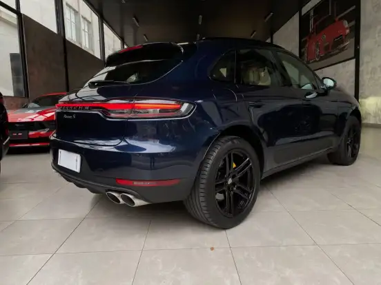 PORSCHE-MACAN-2019