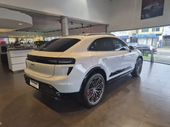 PORSCHE-MACAN-TURBO ELÉTRICO PORSCHE-MACAN-2025