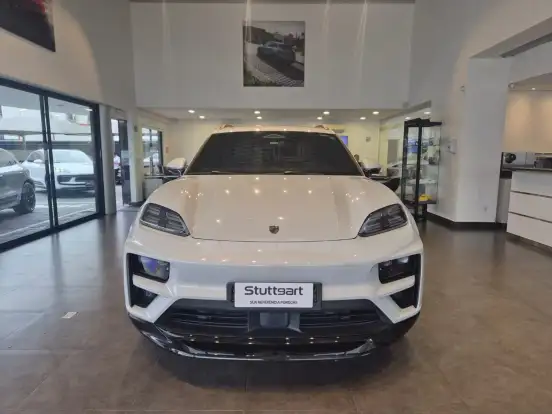 PORSCHE-MACAN-2025