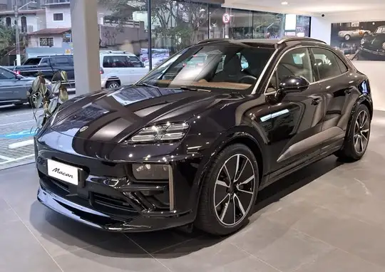 PORSCHE-MACAN-2026