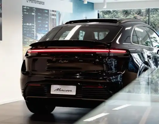 PORSCHE-MACAN-2026