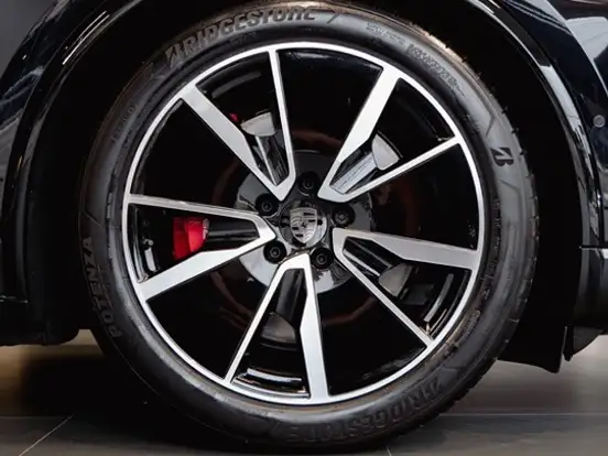 PORSCHE-MACAN-TURBO ELÉTRICO PORSCHE-MACAN-2026
