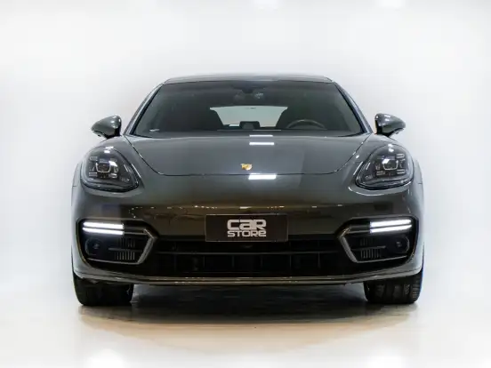 PORSCHE-PANAMERA-2022