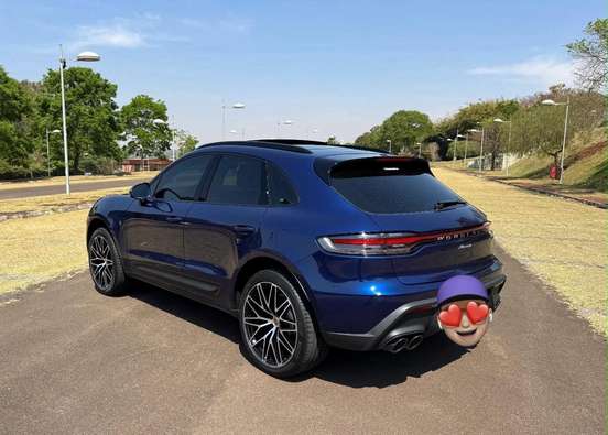 PORSCHE-MACAN-2024