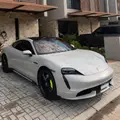 PORSCHE TAYCAN TURBO ELÉTRICO PORSCHE TAYCAN TURBO ELÉTRICO