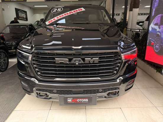 RAM-1500-3.0 HURRICANE 6 BITURBO GASOLINA LARAMIE NIGHT EDITION CD 4X4 AUTOMÁTICO RAM-1500-2024