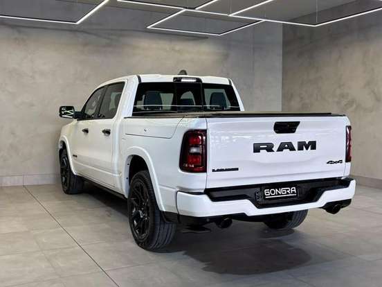 RAM-1500-3.0 HURRICANE 6 BITURBO GASOLINA LARAMIE NIGHT EDITION CD 4X4 AUTOMÁTICO RAM-1500-2024