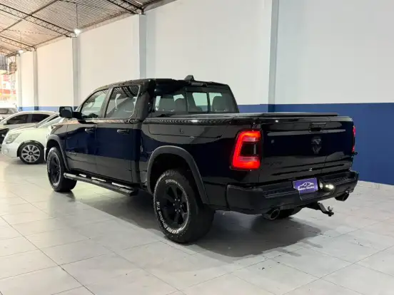 RAM-1500-5.7 V8 GASOLINA REBEL CD 4X4 AUTOMÁTICO RAM-1500-2021