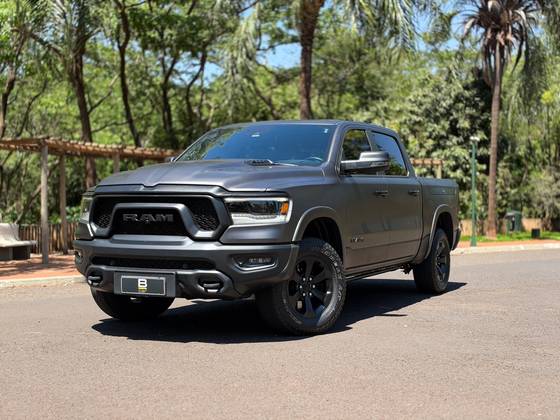 RAM 1500 5.7 V8 GASOLINA REBEL CD 4X4 AUTOMÁTICO