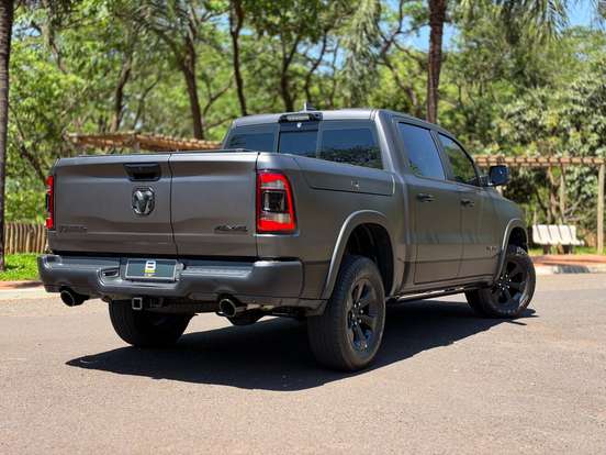 RAM-1500-5.7 V8 GASOLINA REBEL CD 4X4 AUTOMÁTICO RAM-1500-2024