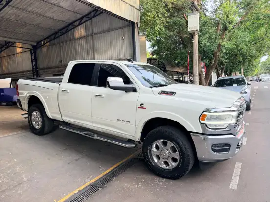 RAM-2500-6.7 I6 TURBO DIESEL LARAMIE CD 4X4 AUTOMÁTICO RAM-2500-2020