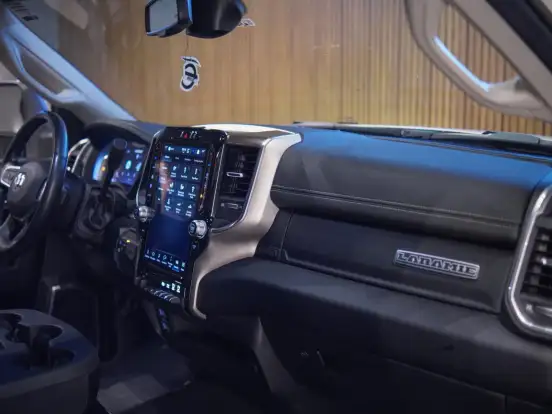 RAM-2500-6.7 I6 TURBO DIESEL LARAMIE RODEO EDITION CD 4X4 AUTOMÁTICO RAM-2500-2024