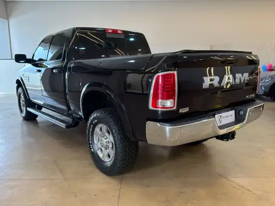 RAM-2500-6.7 LARAMIE 4X4 CD I6 TURBO DIESEL 4P AUTOMÁTICO RAM-2500-2016