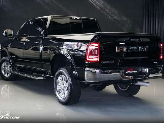 RAM-2500-6.7 I6 TURBO DIESEL LARAMIE CD 4X4 AUTOMÁTICO RAM-2500-2021
