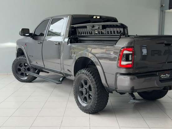 RAM-2500-6.7 I6 TURBO DIESEL NIGHT EDITION CD 4X4 AUTOMÁTICO RAM-2500-2021