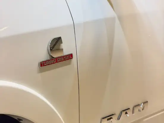 RAM-3500-6.7 I6 TURBO DIESEL LARAMIE CD 4X4 AUTOMÁTICO RAM-3500-2022