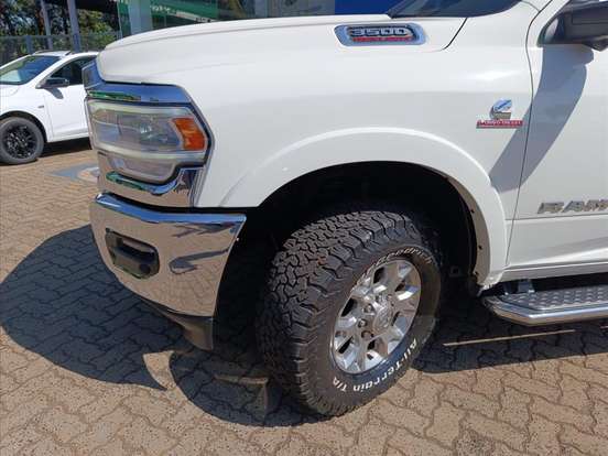 RAM-3500-6.7 I6 TURBO DIESEL LARAMIE CD 4X4 AUTOMÁTICO RAM-3500-2022
