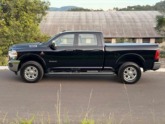 RAM-3500-6.7 I6 TURBO DIESEL LARAMIE CD 4X4 AUTOMÁTICO RAM-3500-2022