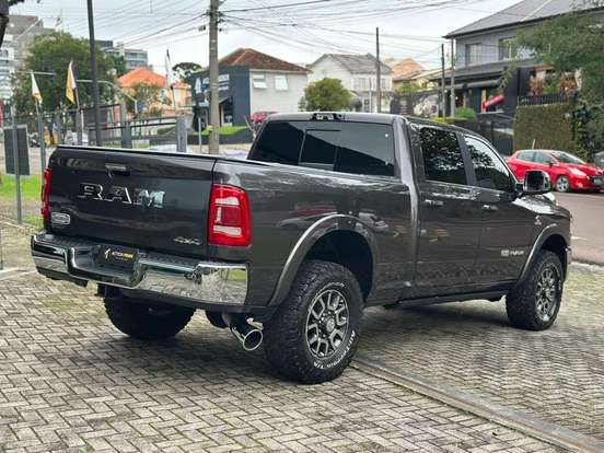 RAM-3500-6.7 I6 TURBO DIESEL LIMITED LONGHORN CD 4X4 AUTOMÁTICO RAM-3500-2022