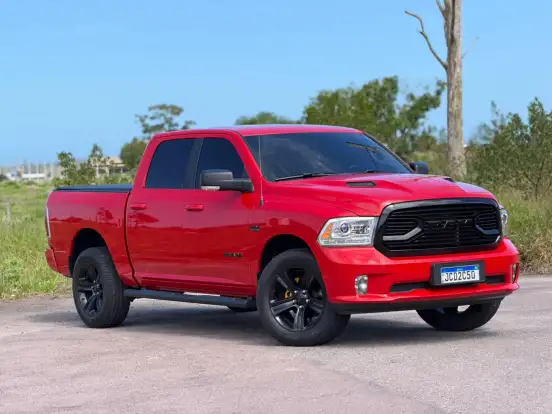 RAM-CLASSIC-5.7 V8 GASOLINA LARAMIE NIGHT EDITION CD 4X4 AUTOMÁTICO RAM-CLASSIC-2022