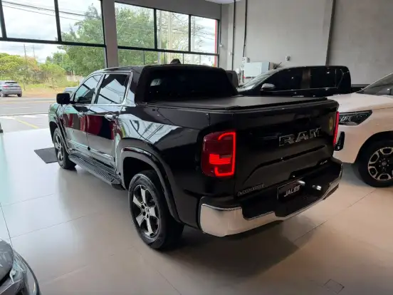 RAM-RAMPAGE-2.0 TURBO DIESEL LARAMIE 4X4 AUTOMÁTICO RAM-RAMPAGE-2023
