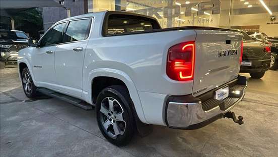 RAM-RAMPAGE-2.0 TURBO DIESEL LARAMIE 4X4 AUTOMÁTICO RAM-RAMPAGE-2023