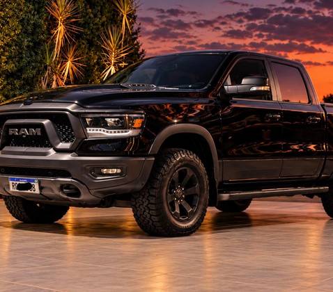 RAM 1500 5.7 V8 GASOLINA REBEL CD 4X4 AUTOMÁTICO