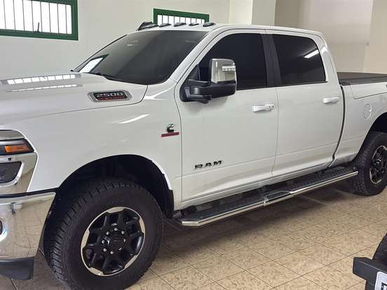 RAM-2500-6.7 I6 TURBO DIESEL LARAMIE CD 4X4 AUTOMÁTICO RAM-2500-2026
