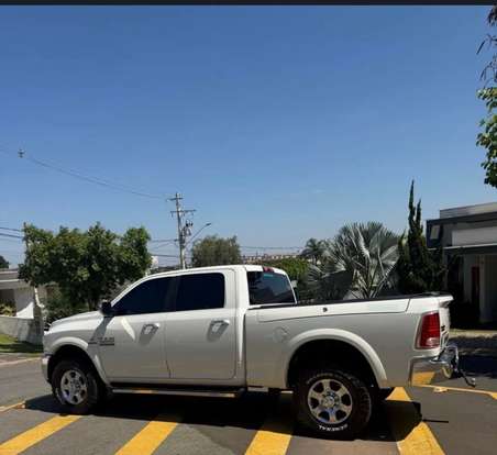 RAM-2500-6.7 LARAMIE 4X4 CD I6 TURBO DIESEL 4P AUTOMÁTICO RAM-2500-2018