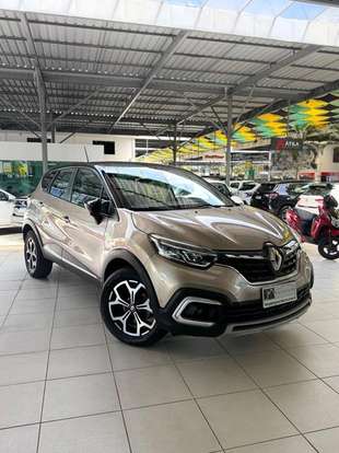RENAULT-CAPTUR-2021