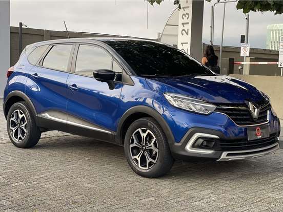 RENAULT-CAPTUR-2023