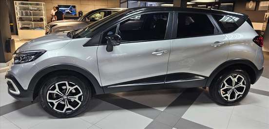 RENAULT-CAPTUR-2021