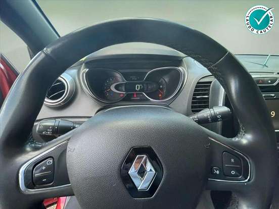 RENAULT-CAPTUR-2020