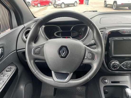 RENAULT-CAPTUR-2019