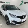 RENAULT CAPTUR 1.6 16V SCE FLEX BOSE X-TRONIC RENAULT CAPTUR 1.6 16V SCE FLEX BOSE X-TRONIC