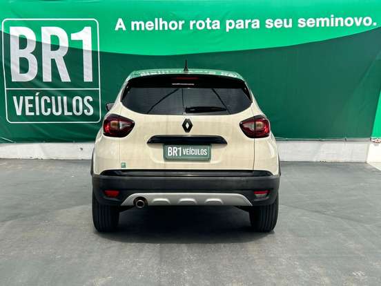 RENAULT-CAPTUR-2019