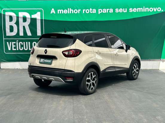 RENAULT-CAPTUR-2019