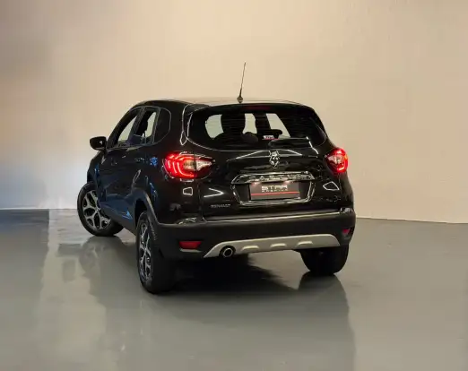 RENAULT-CAPTUR-2019