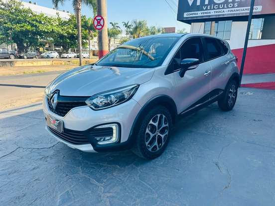 RENAULT-CAPTUR-2019